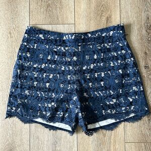 Lace overlay shorts, Size 4